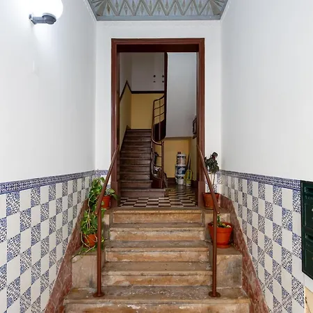 Апартаменты Stylish 2-bedroom With Terrace In Alcantara