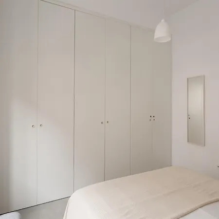 Stylish 2-bedroom With Terrace In Alcantara Лісабон