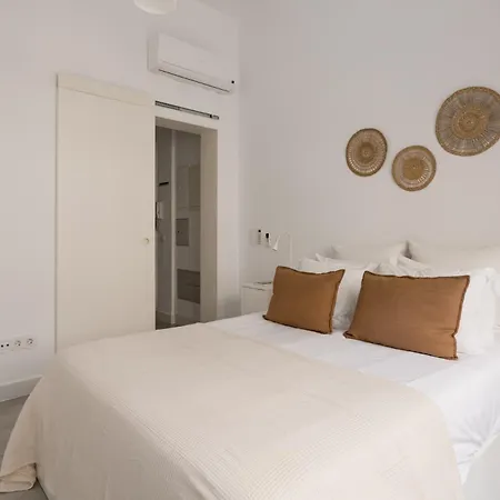 Stylish 2-bedroom With Terrace In Alcantara * リスボン